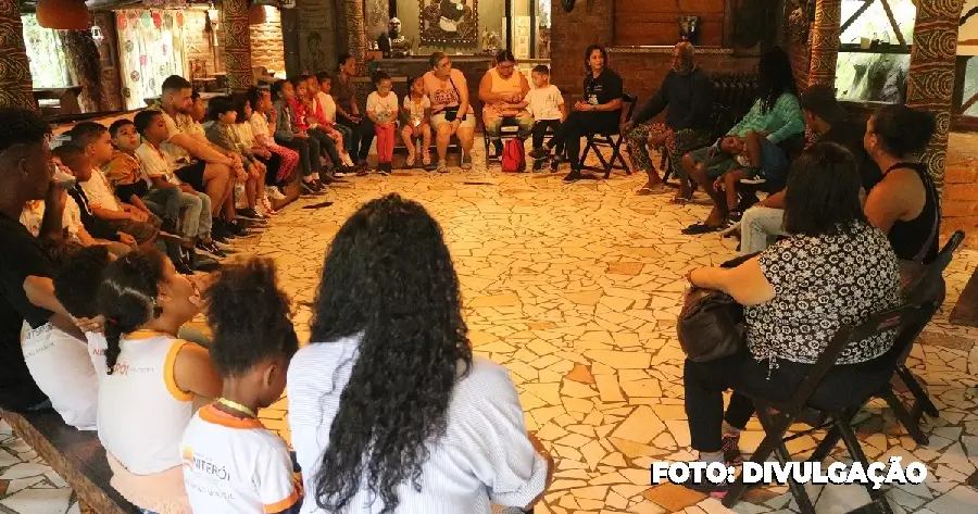 Estudantes da UMEI Darcy Ribeiro visitam o Quilombo do Grotão