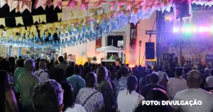 Festa de São João Batista reúne multidão na Praça Marechal Floriano Peixoto em Itaboraí