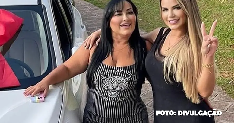 Deolane recebe visita das irmãs na prisão enquanto aguarda audiência