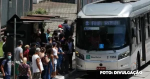 Capitais brasileiras oferecem transporte gratuito no domingo de eleição