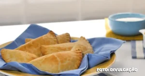 Pastel de Forno de 3 Ingredientes A Opção Perfeita para o Lanche da Tarde