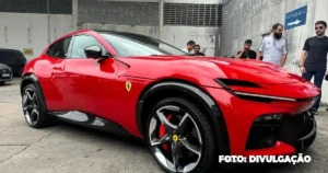 Polícia Civil de Pernambuco usa carros de luxo apreendidos para exposições educativas