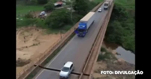 Drone registra desabamento da Ponte Juscelino Kubitschek entre Tocantins e Maranhão