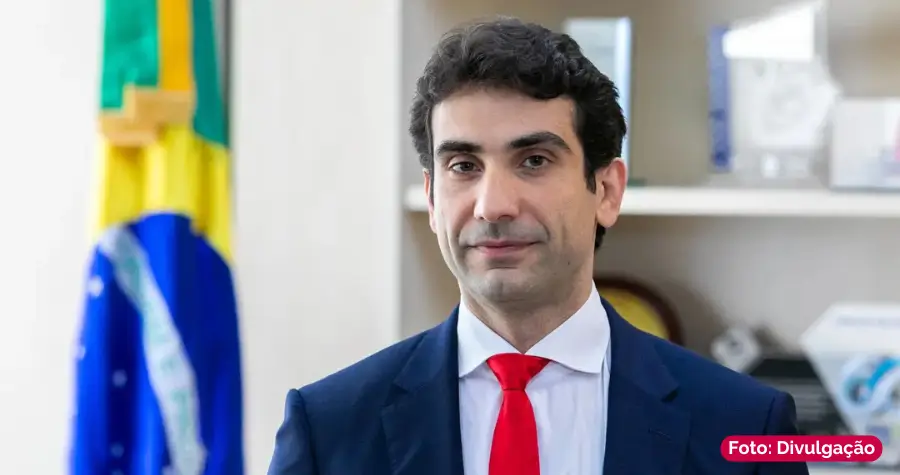 Gabriel Galípolo assume Banco Central com dólar acima de R$ 6